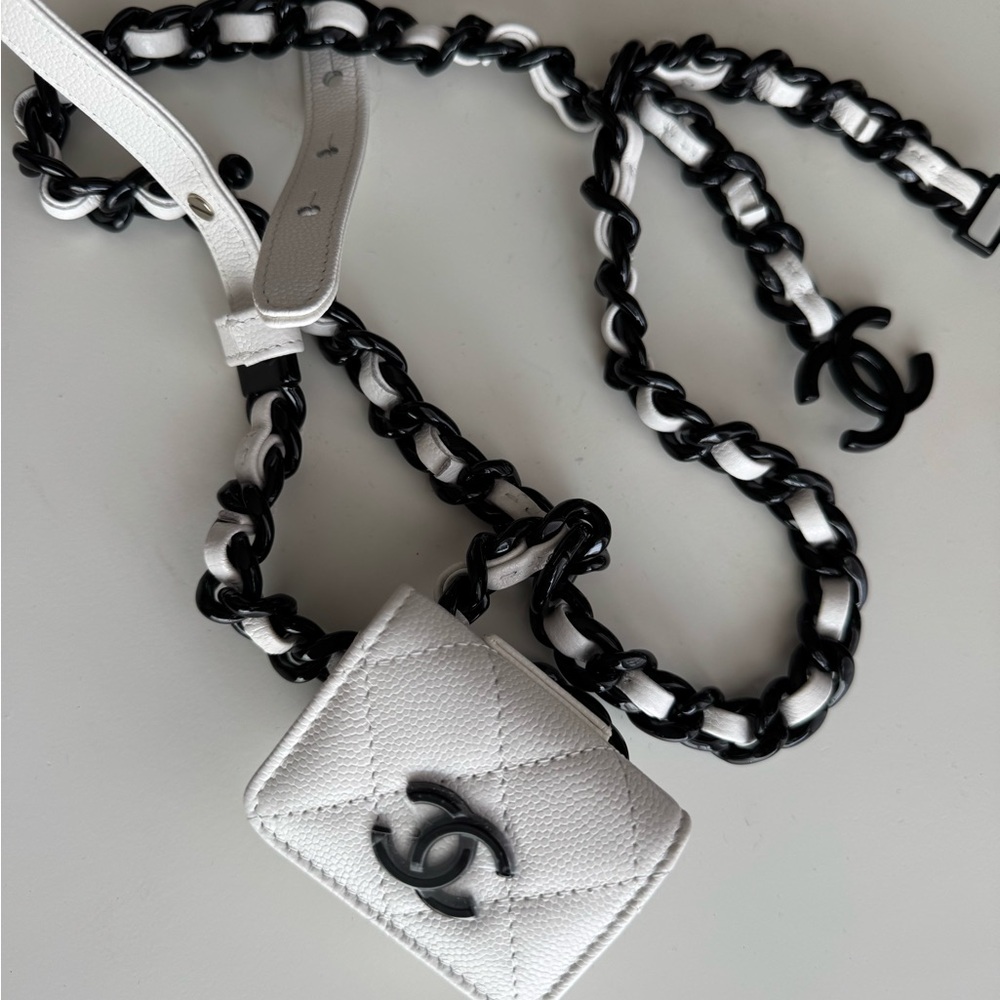 Chanel White Quilted Mini AirPod Bag Belt